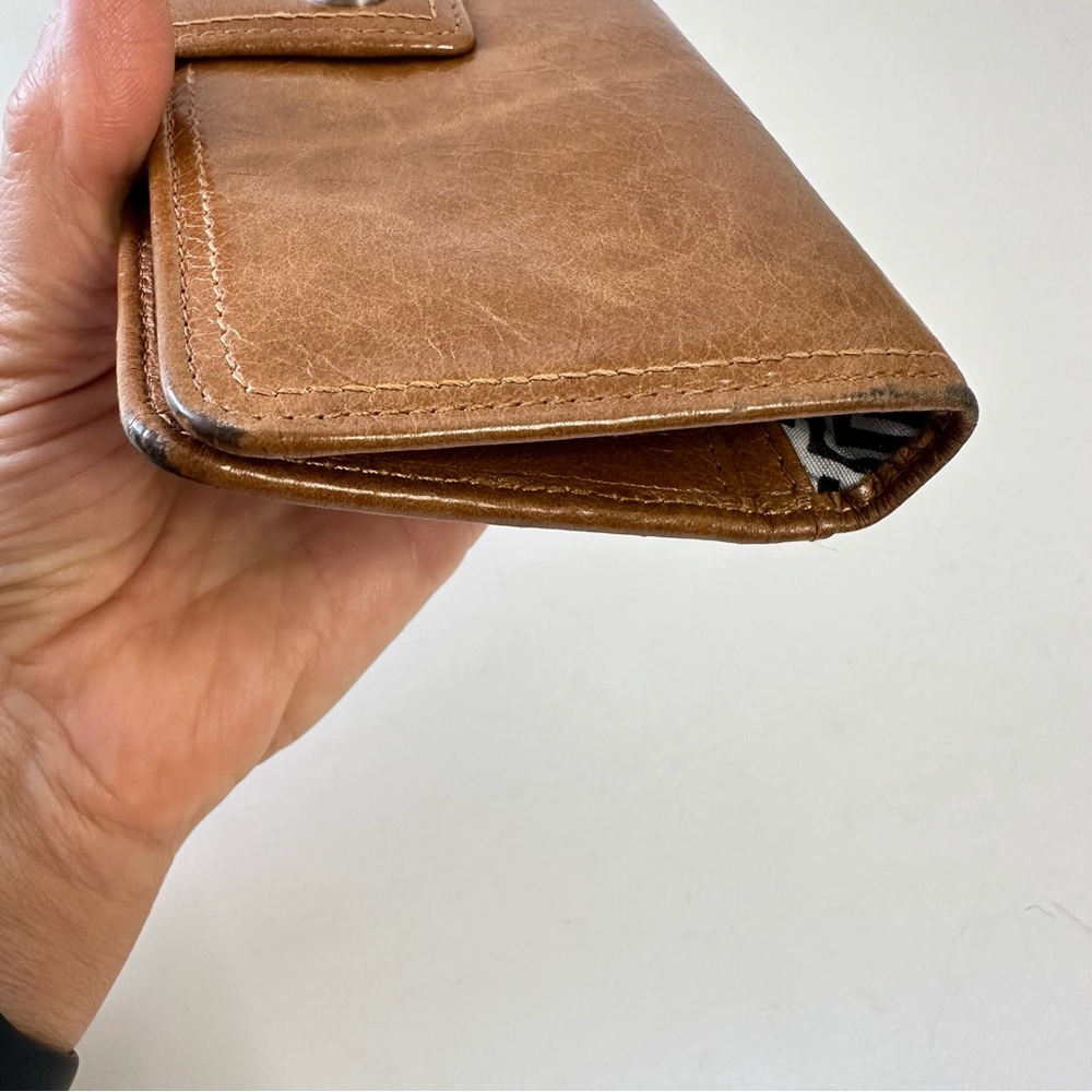 HOBO Brown Leather Wallet - Picture 8 of 9